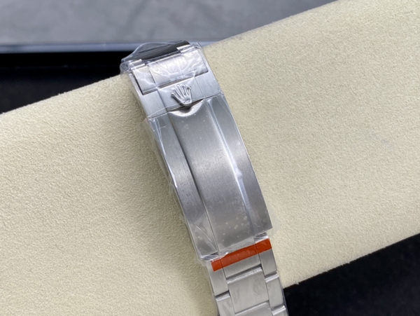 激安ロレックス着用イメージ